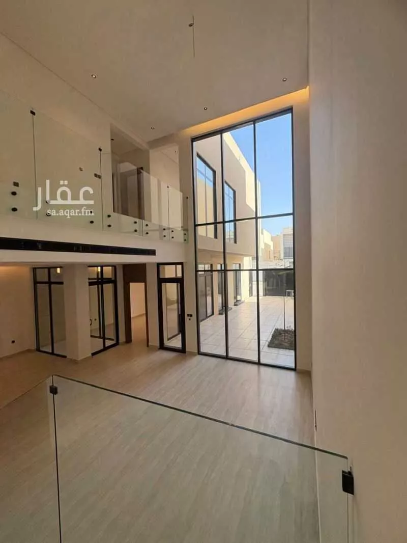 5 bedroom villa in Al Narjis 5