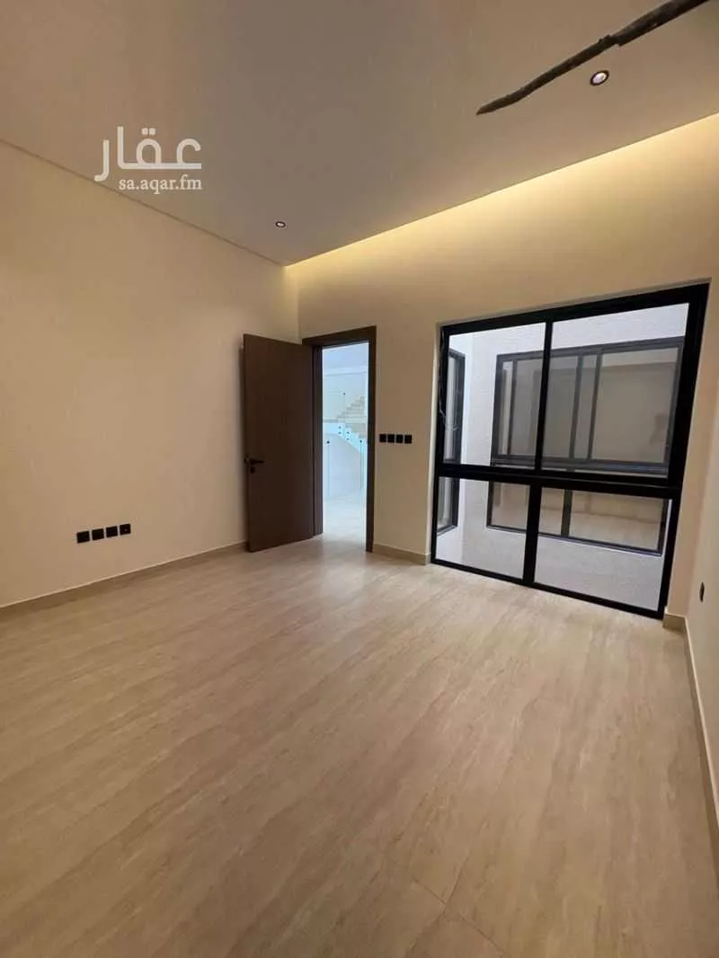 5 bedroom villa in Al Narjis 7