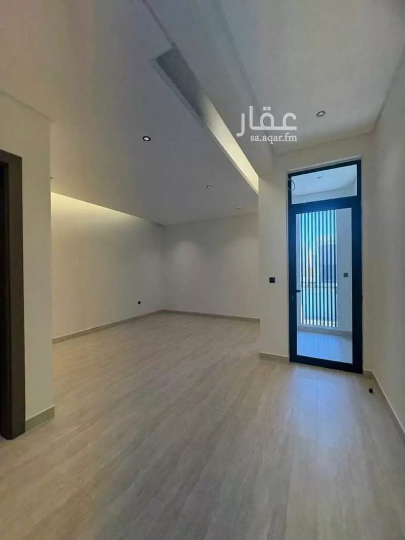 5 bedroom villa in Al Narjis 8