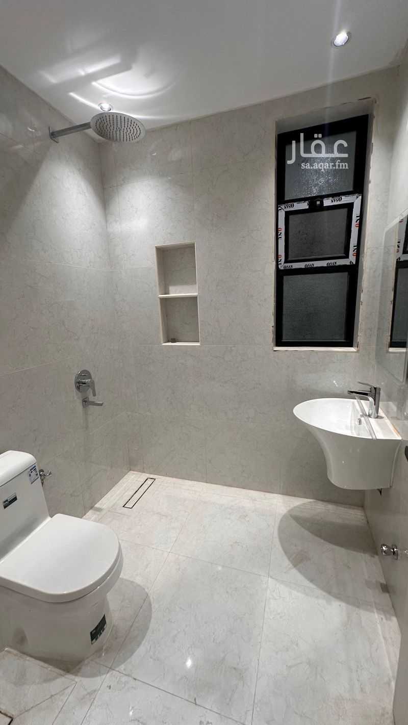 4 bedroom apartment in Al Gharra, Madinah 6