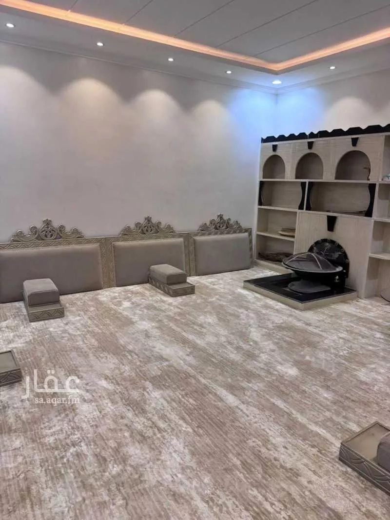 فيلا 4 غرف في الشرق 2