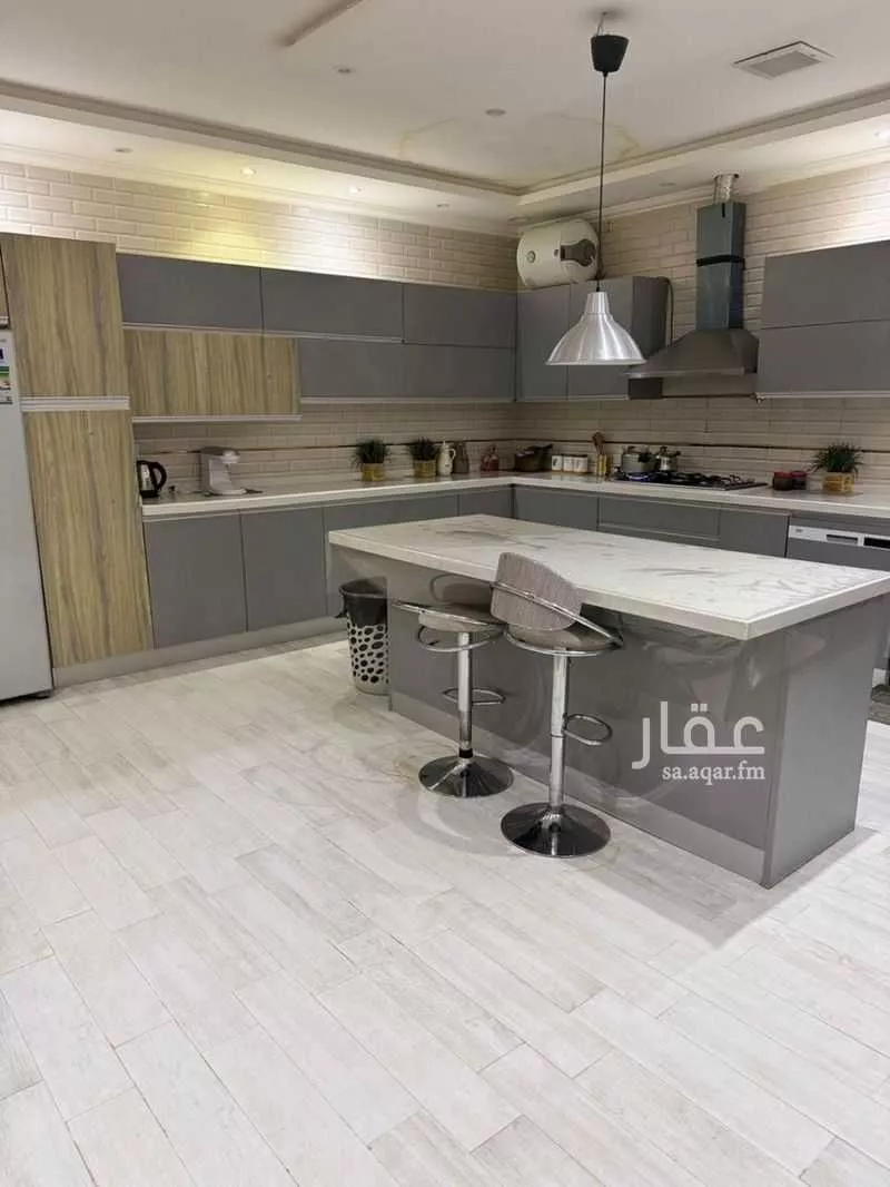 فيلا 4 غرف في الشرق 4