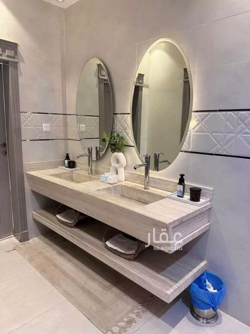 فيلا 4 غرف في الشرق 8