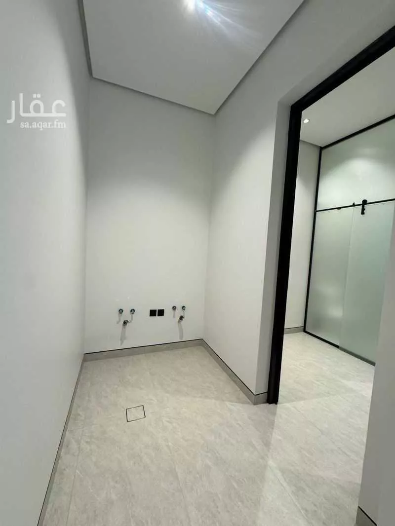 فيلا 5 غرف في النرجس 19