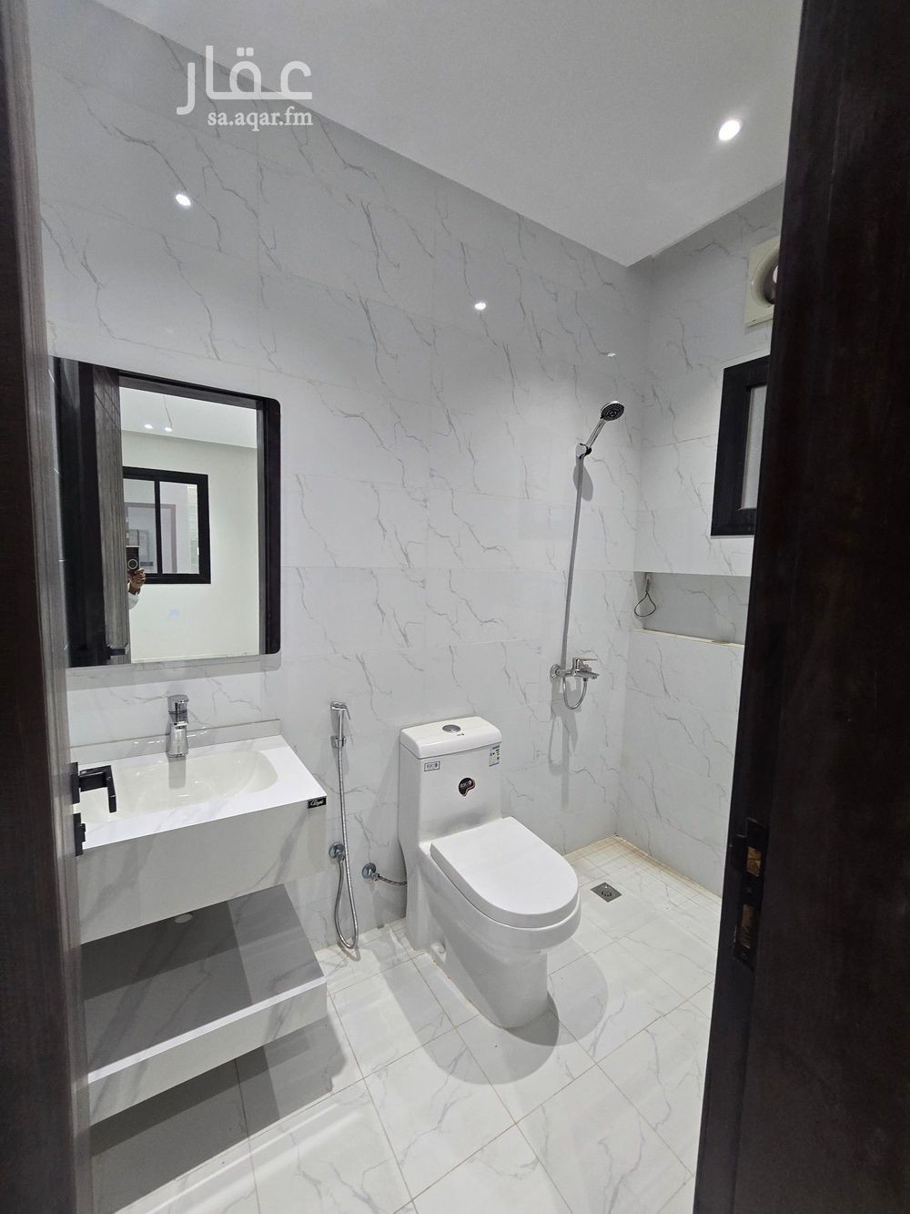 4 bedroom apartment in Al Nuzhah, Jeddah 9