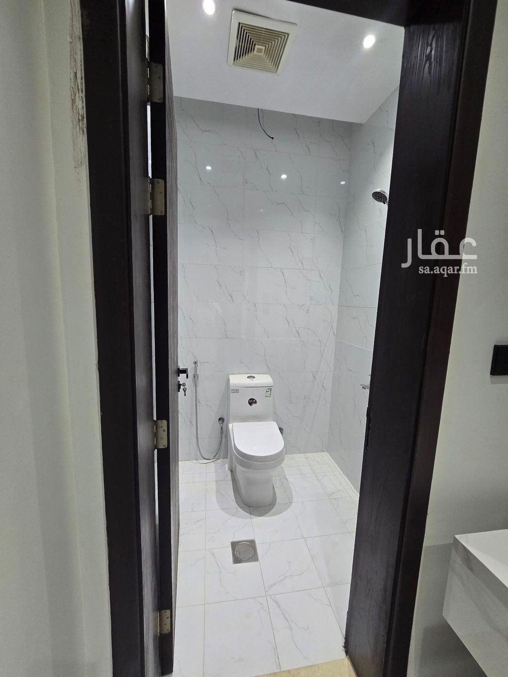 4 bedroom apartment in Al Nuzhah, Jeddah 17