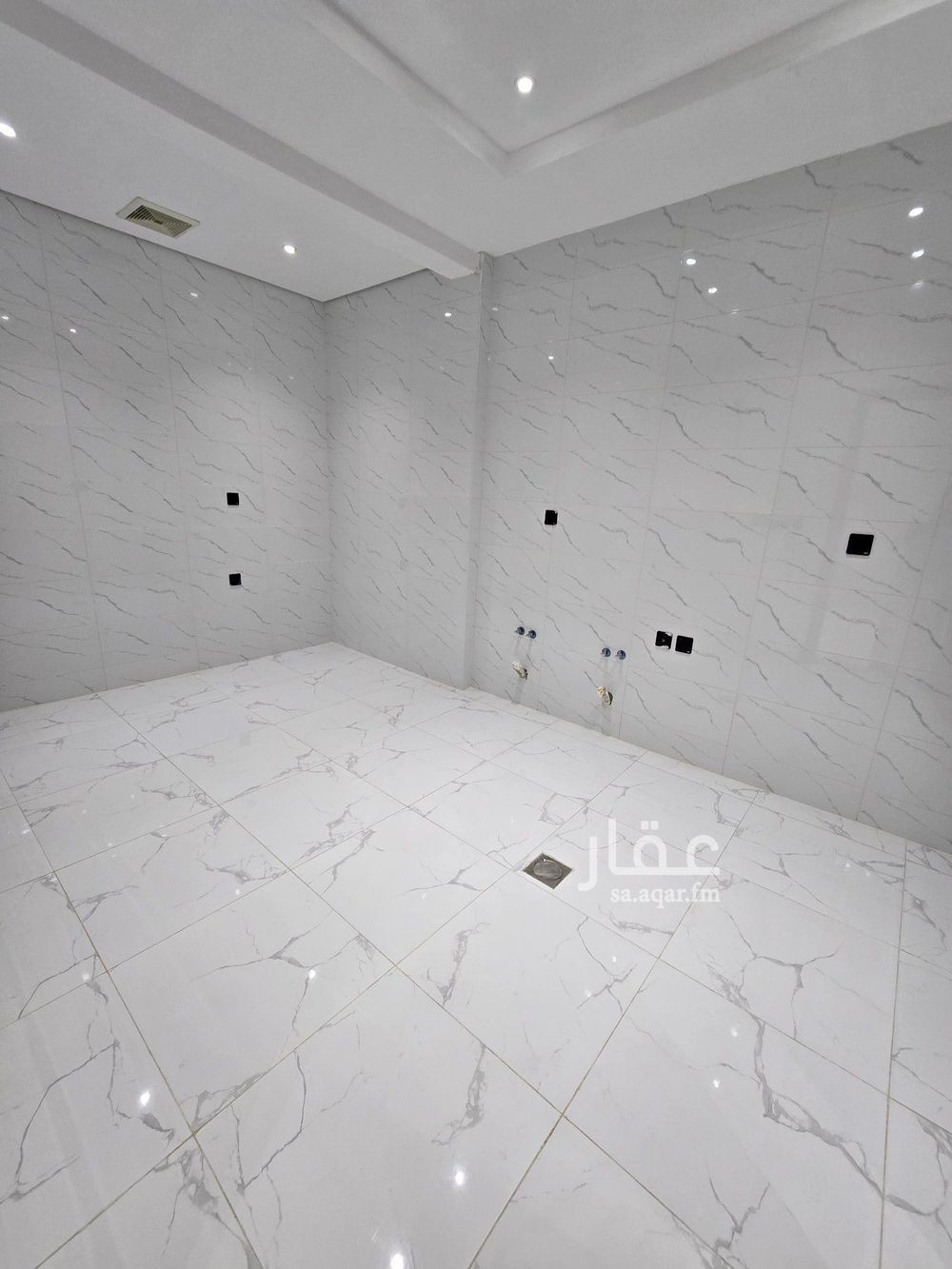 3 bedroom apartment in Al Nuzhah, Jeddah 15