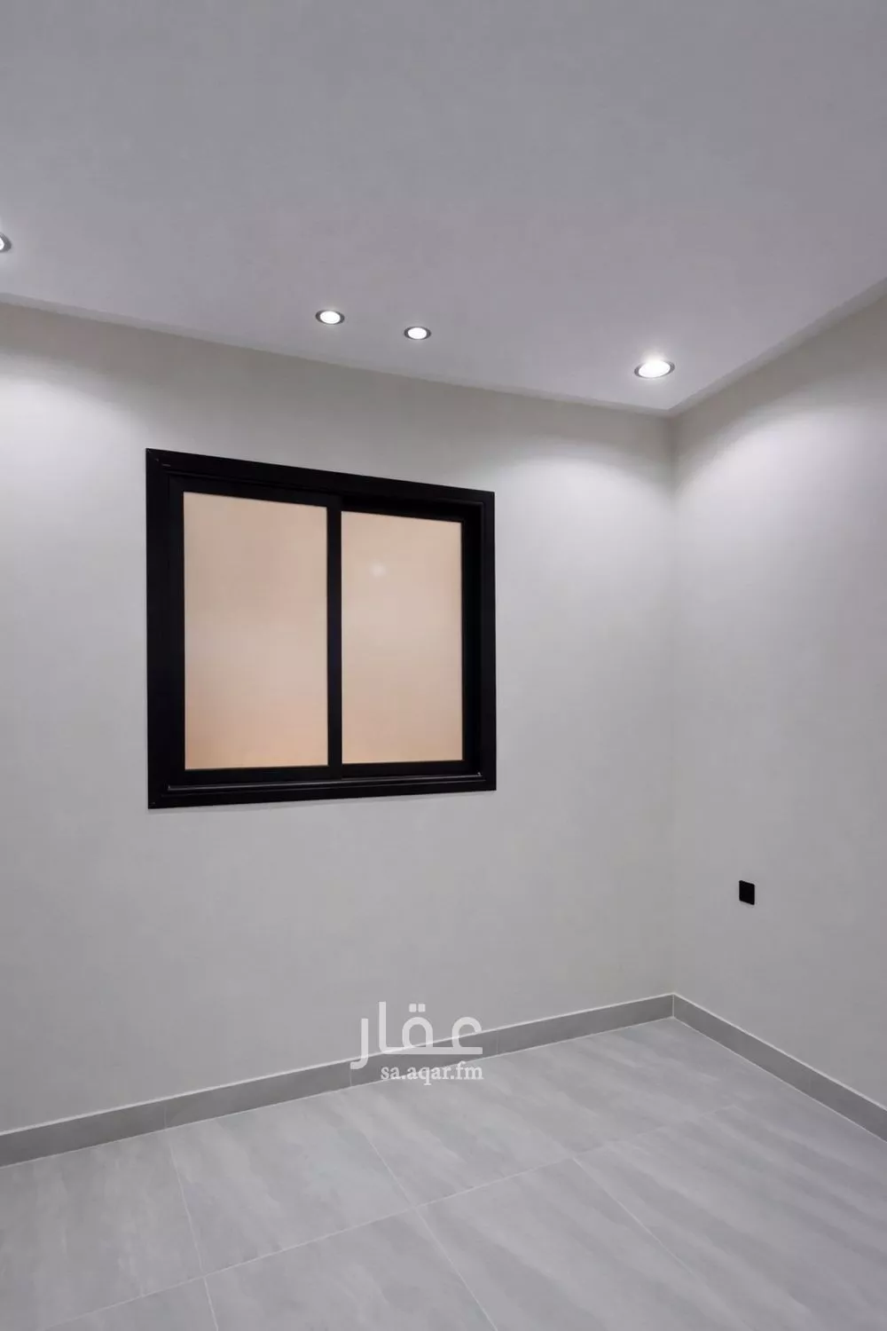 فيلا 6 غرف في طيبة 12