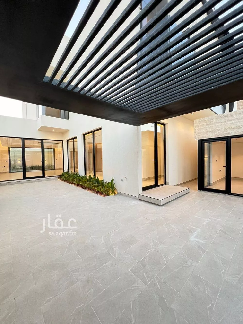 5 bedroom villa in Al Narjis 2