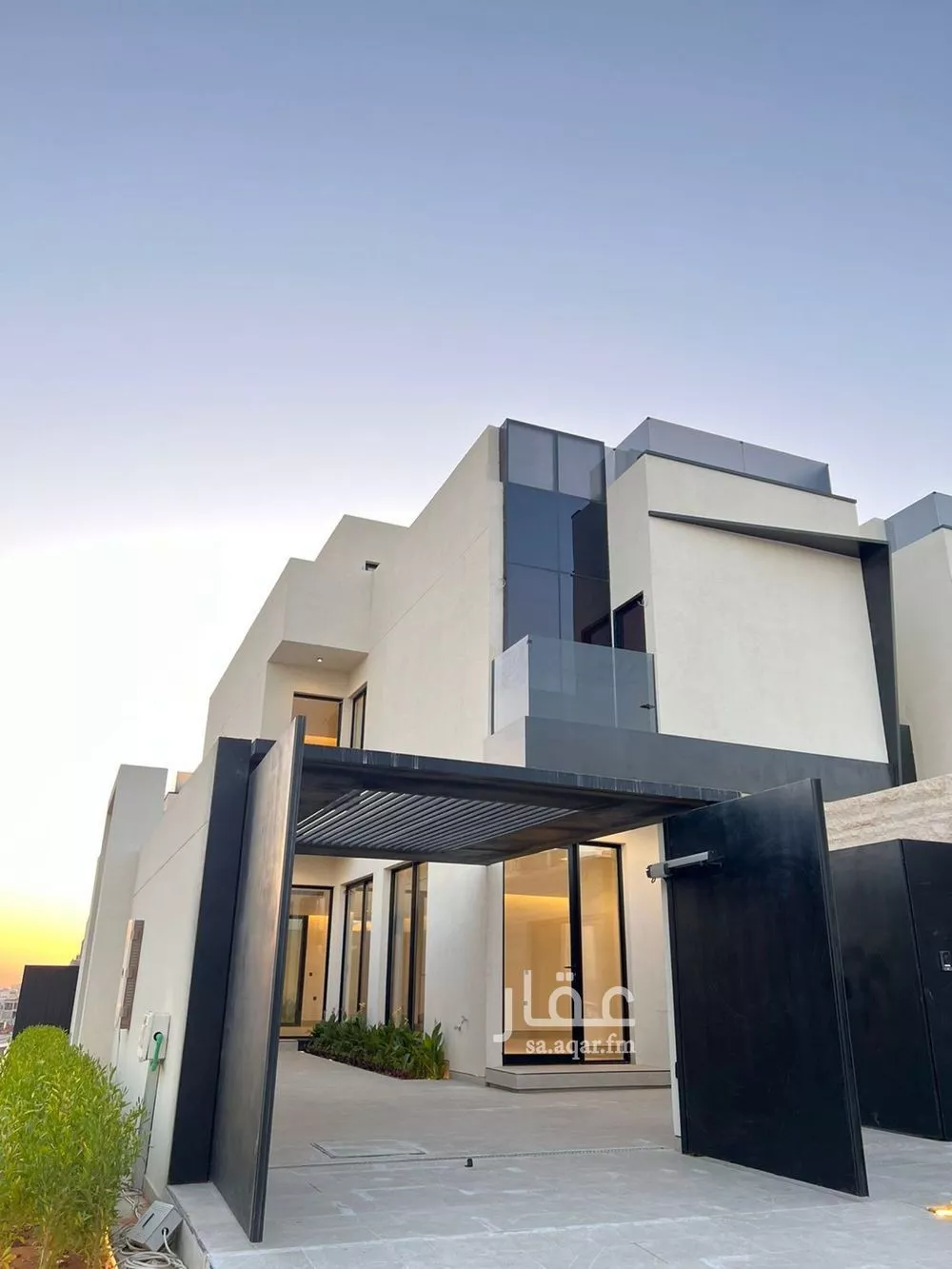 5 bedroom villa in Al Narjis 12
