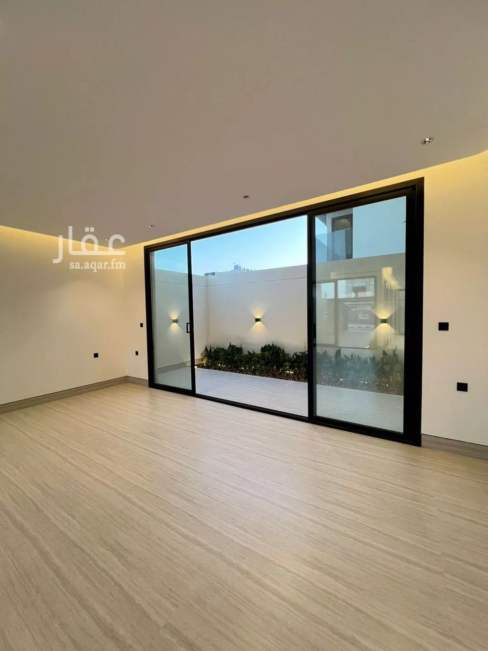 5 bedroom villa in Al Narjis 7