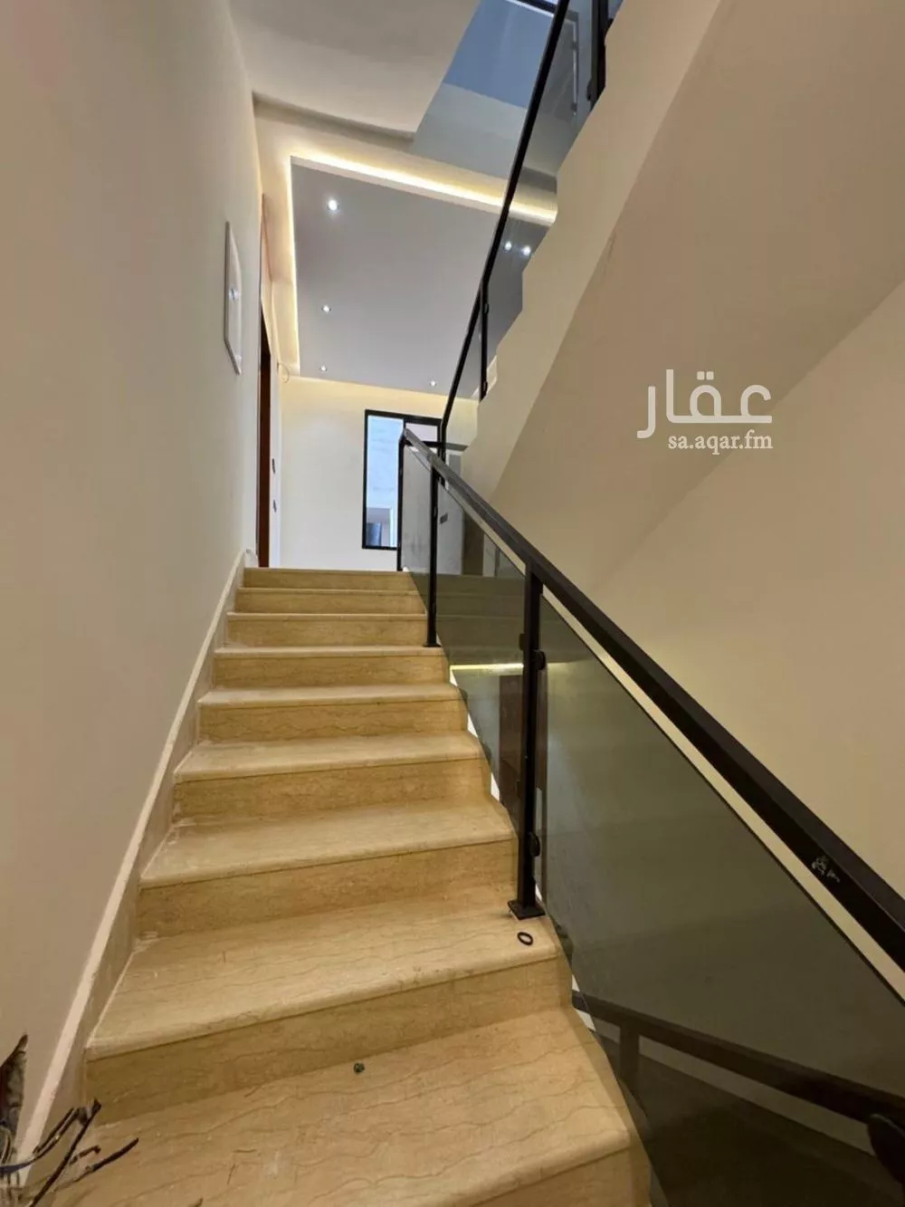 فيلا 6 غرف في طويق 8