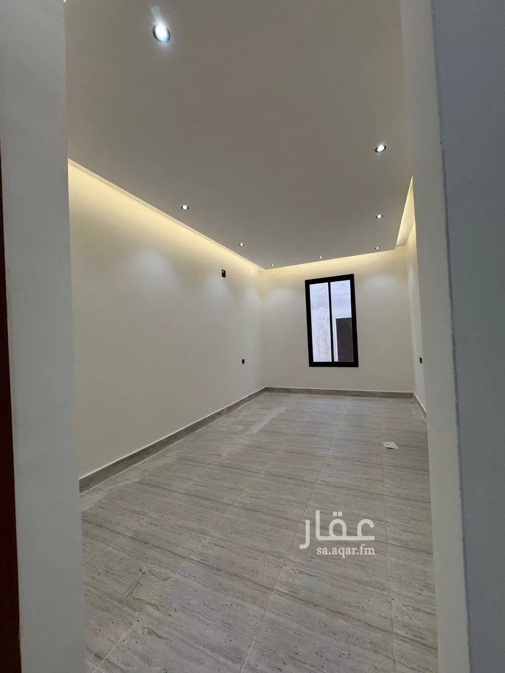 فيلا 6 غرف في طويق 10