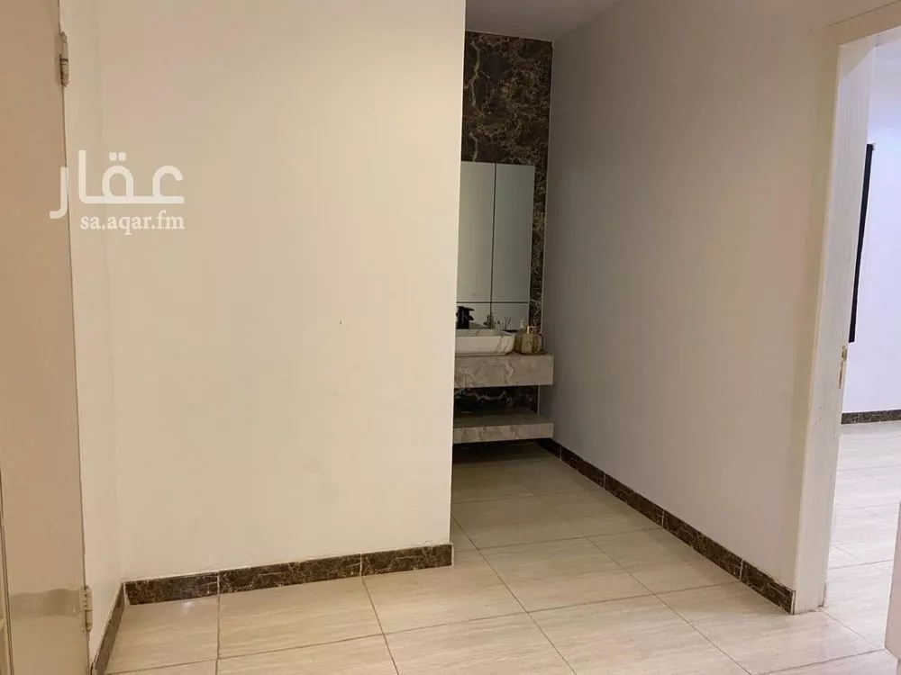 فيلا 7 غرف في الدار البيضاء 8
