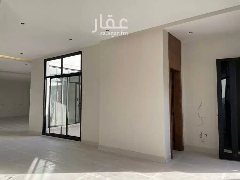 فيلا 6 غرف في المهدية 3