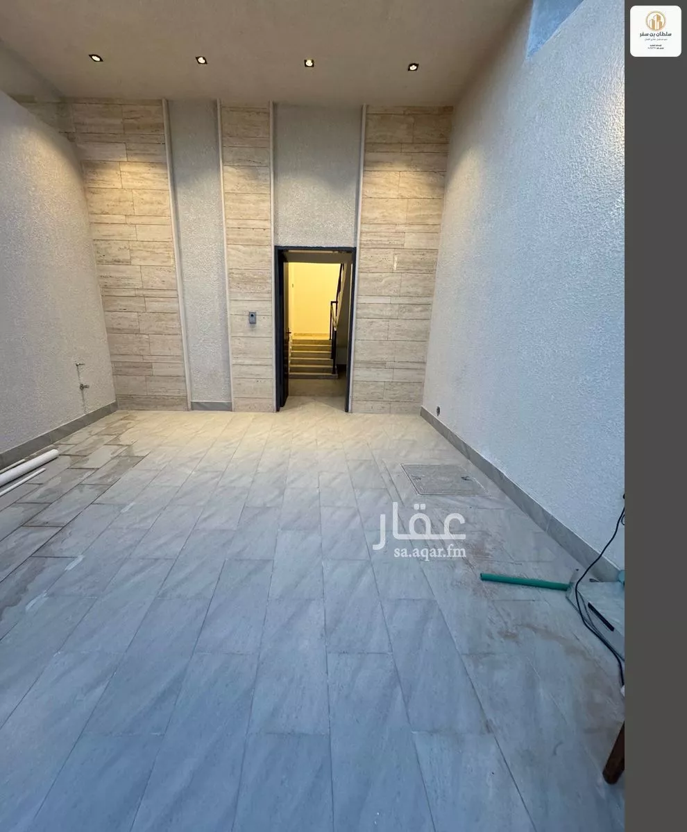 فيلا 15 غرف في الشرق 7