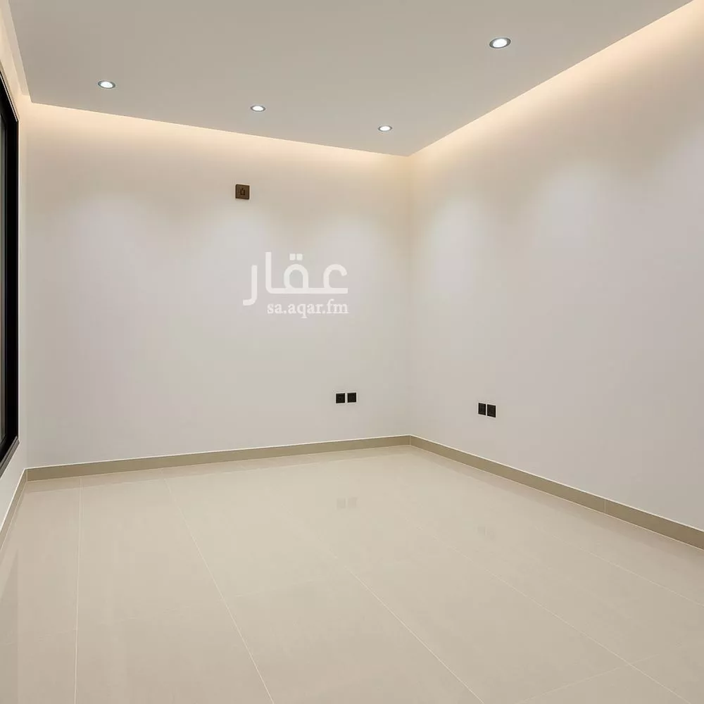 5 bedroom villa in Ash Sharq 11