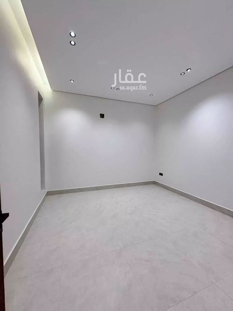 6 bedroom villa in Al Mahdiyyah 20