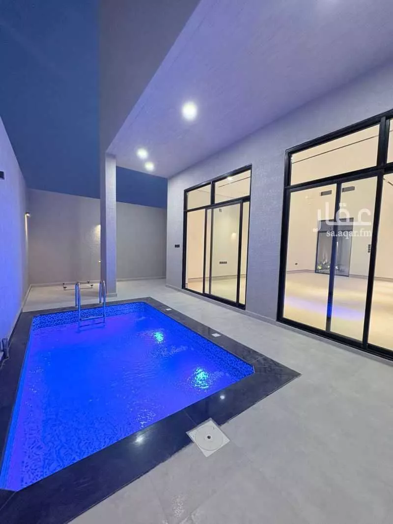 6 bedroom villa in Al Mahdiyyah 8