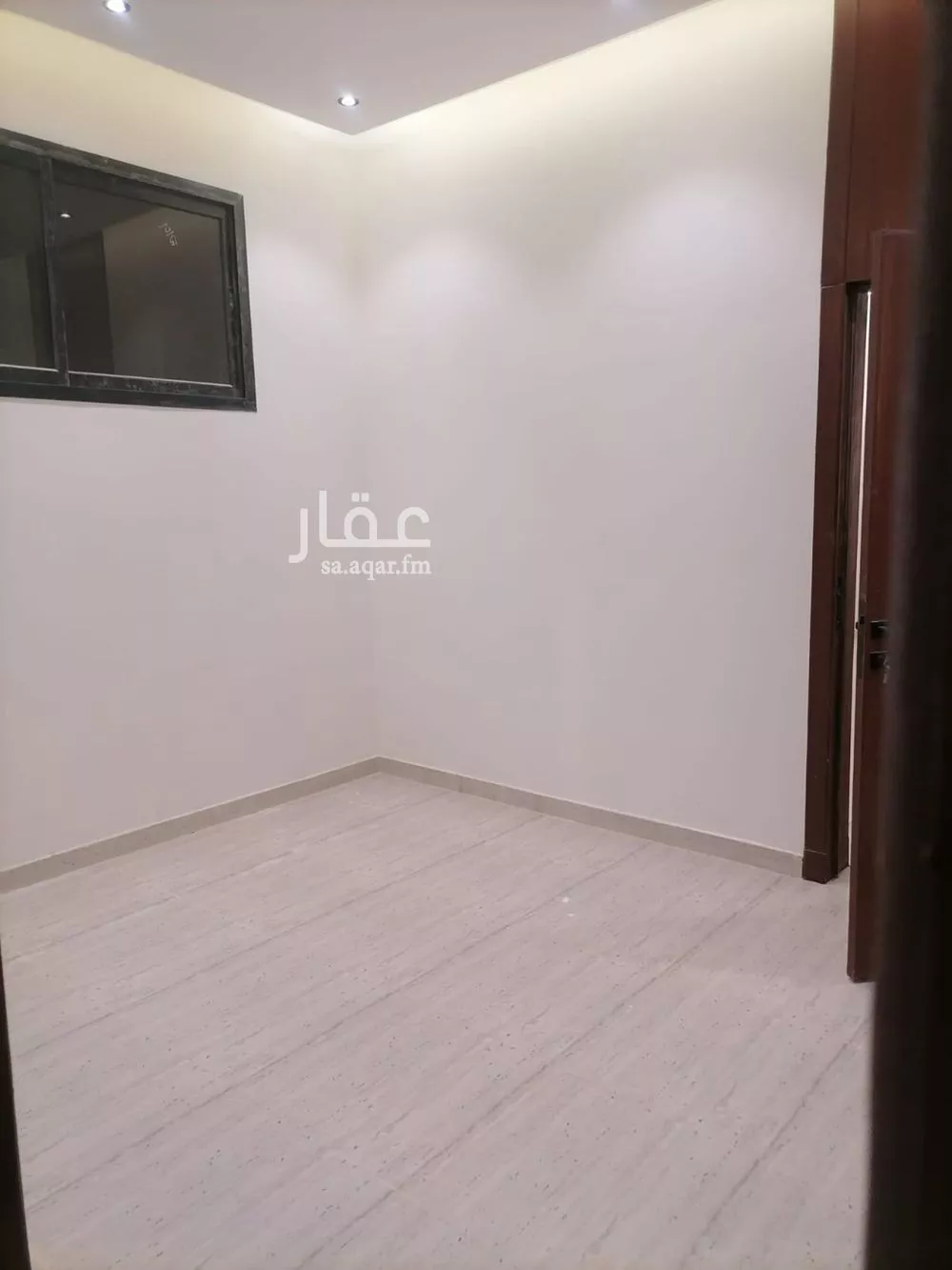 فيلا 6 غرف في طويق 12