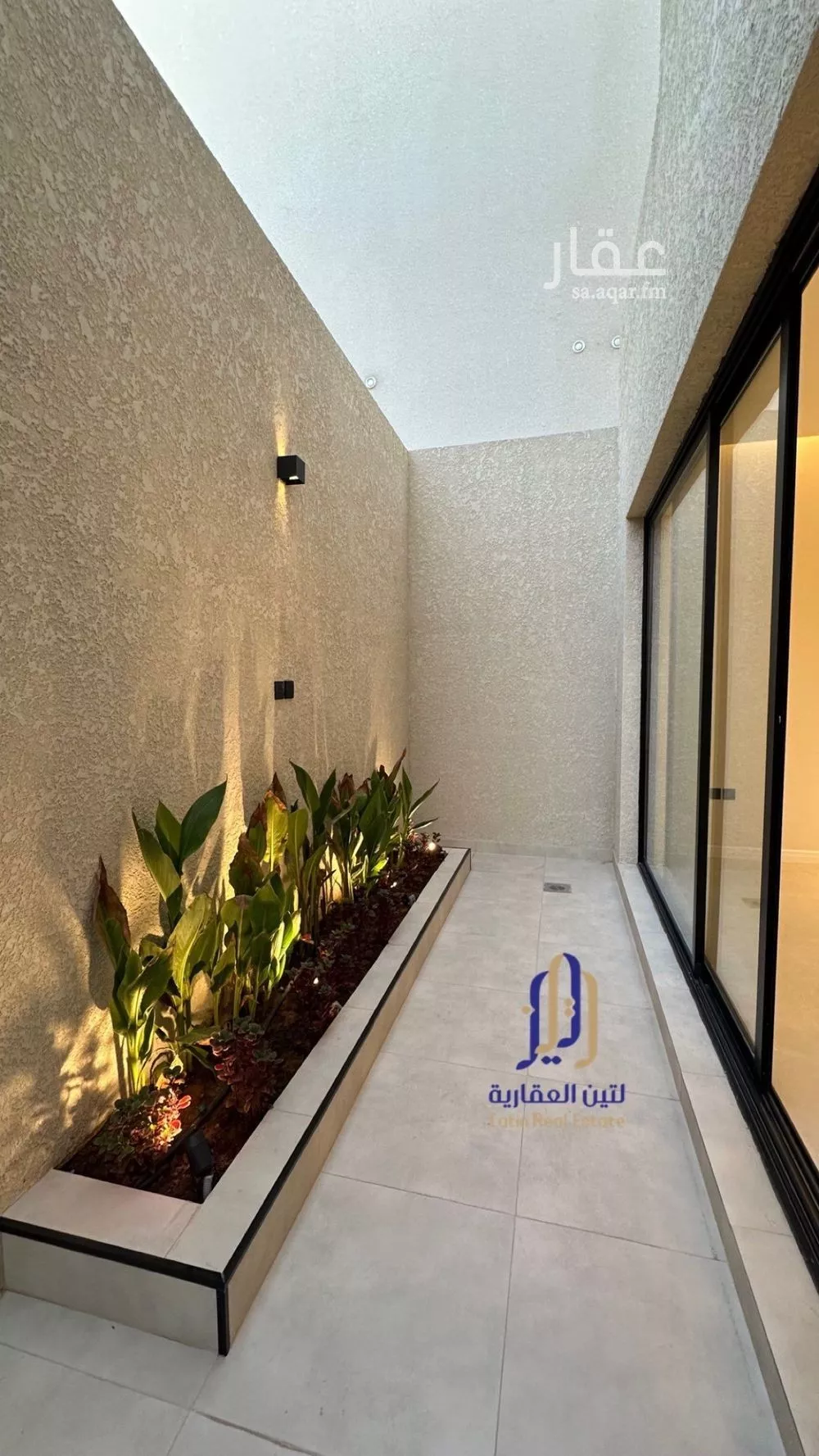 5 bedroom villa in Al Malqa 14