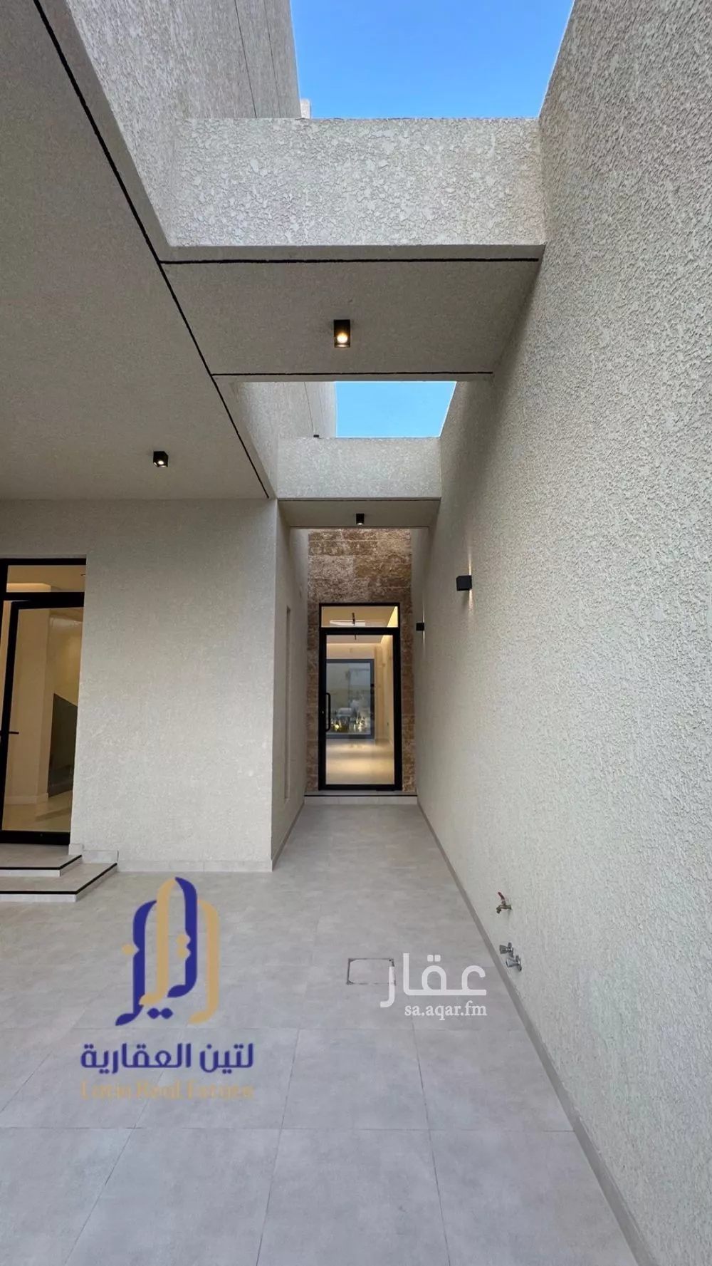 5 bedroom villa in Al Malqa 5