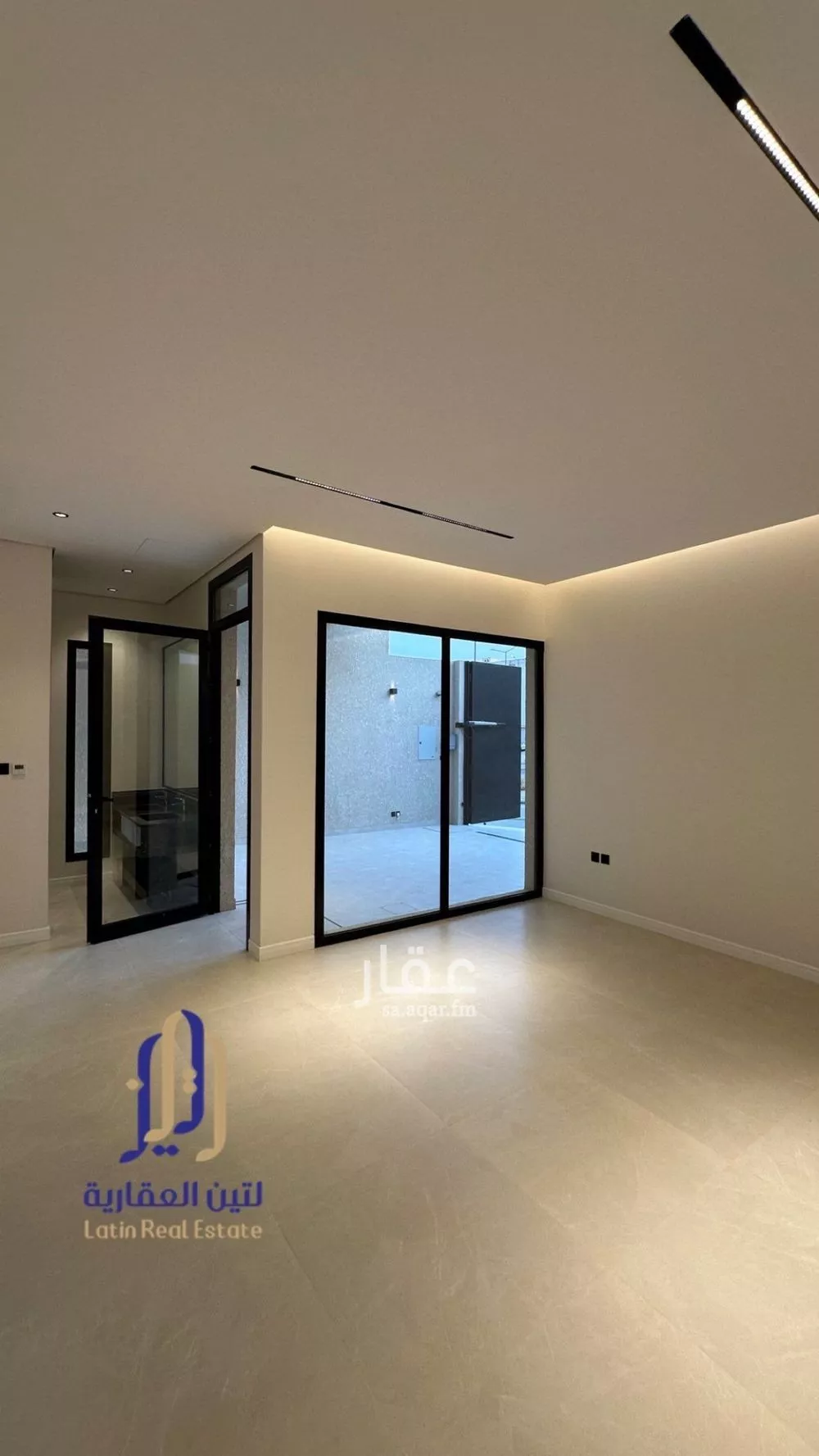 5 bedroom villa in Al Malqa 6