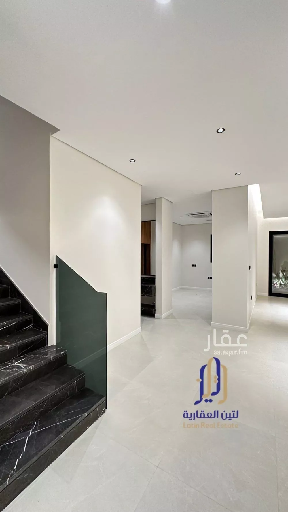 5 bedroom villa in Al Malqa 10