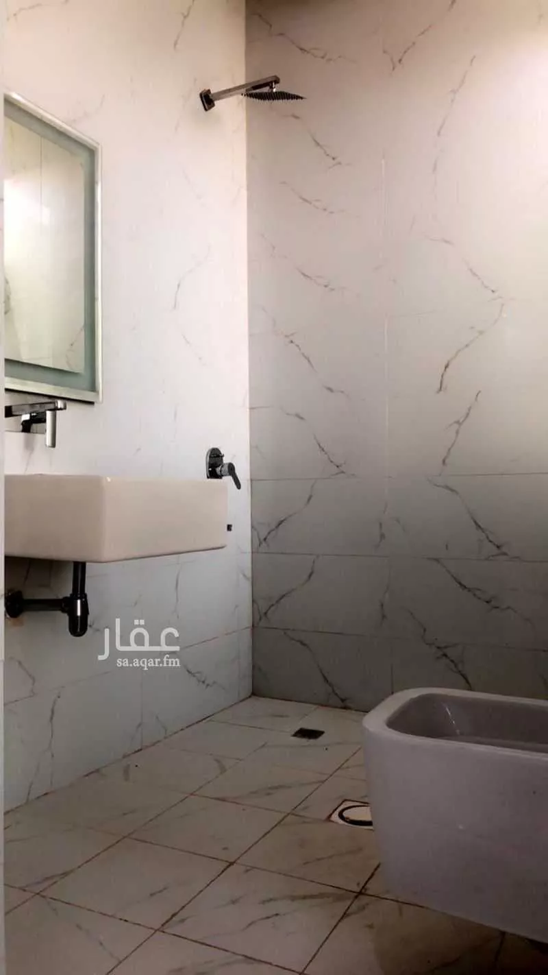 8 bedroom villa in Al Rimal 11