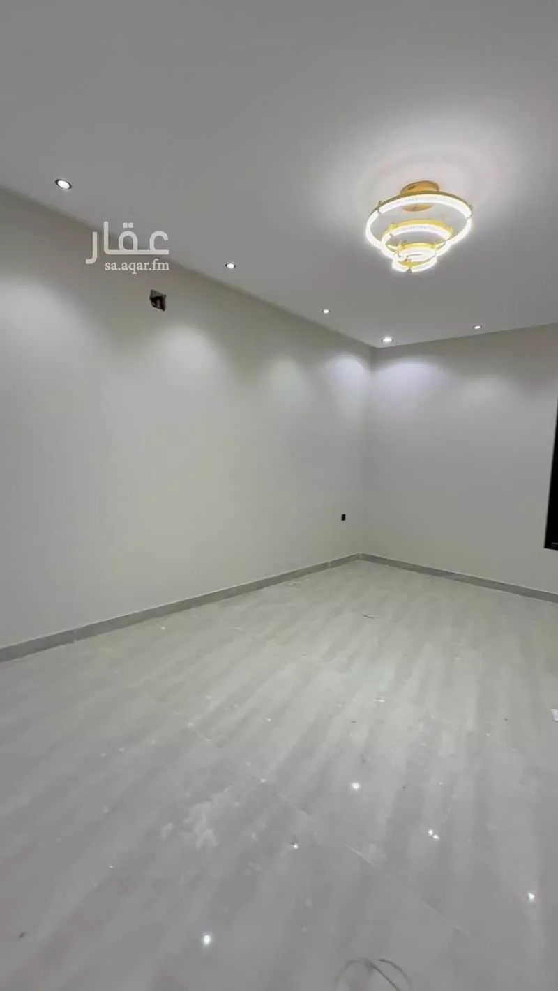 فيلا 6 غرف في طيبة 6