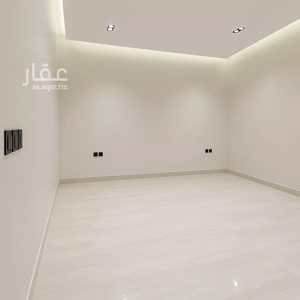 7 bedroom villa in Al Janadriyah 15