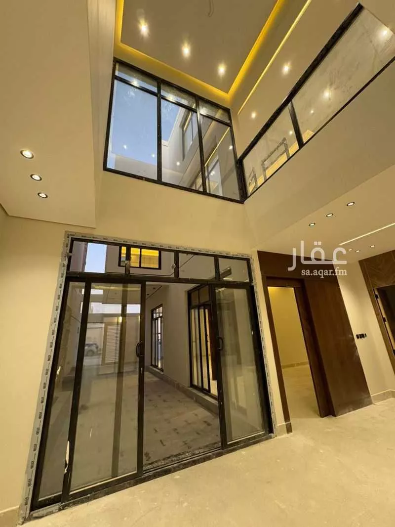 6 bedroom villa in Al Mahdiyyah 4