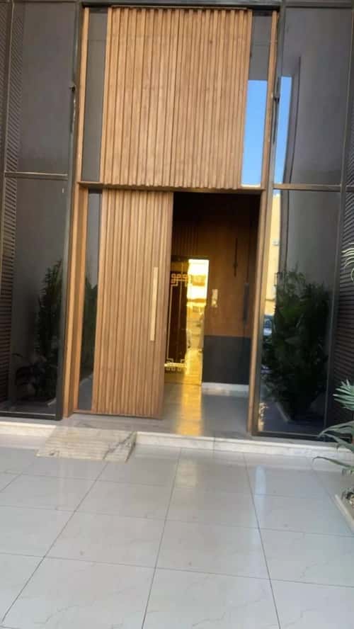 4 bedroom apartment in Al Uraija Al Gharbi, Riyadh 9