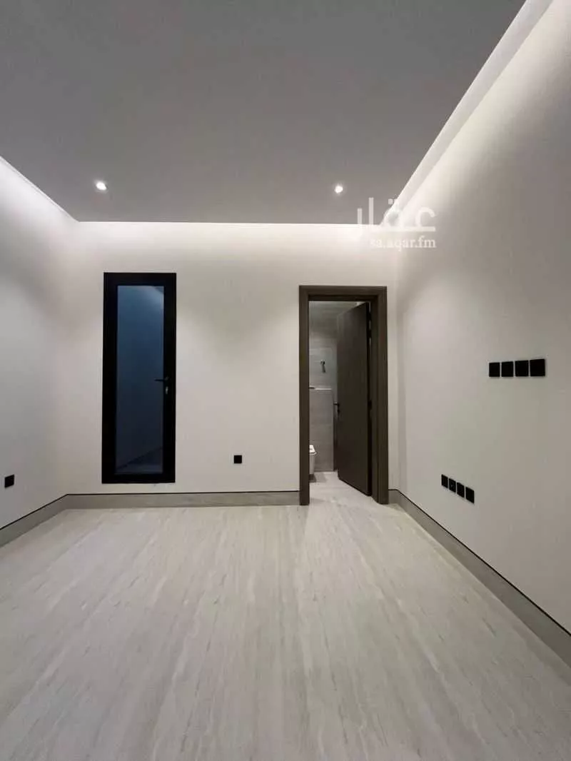 6 bedroom villa in Al Mahdiyyah 2