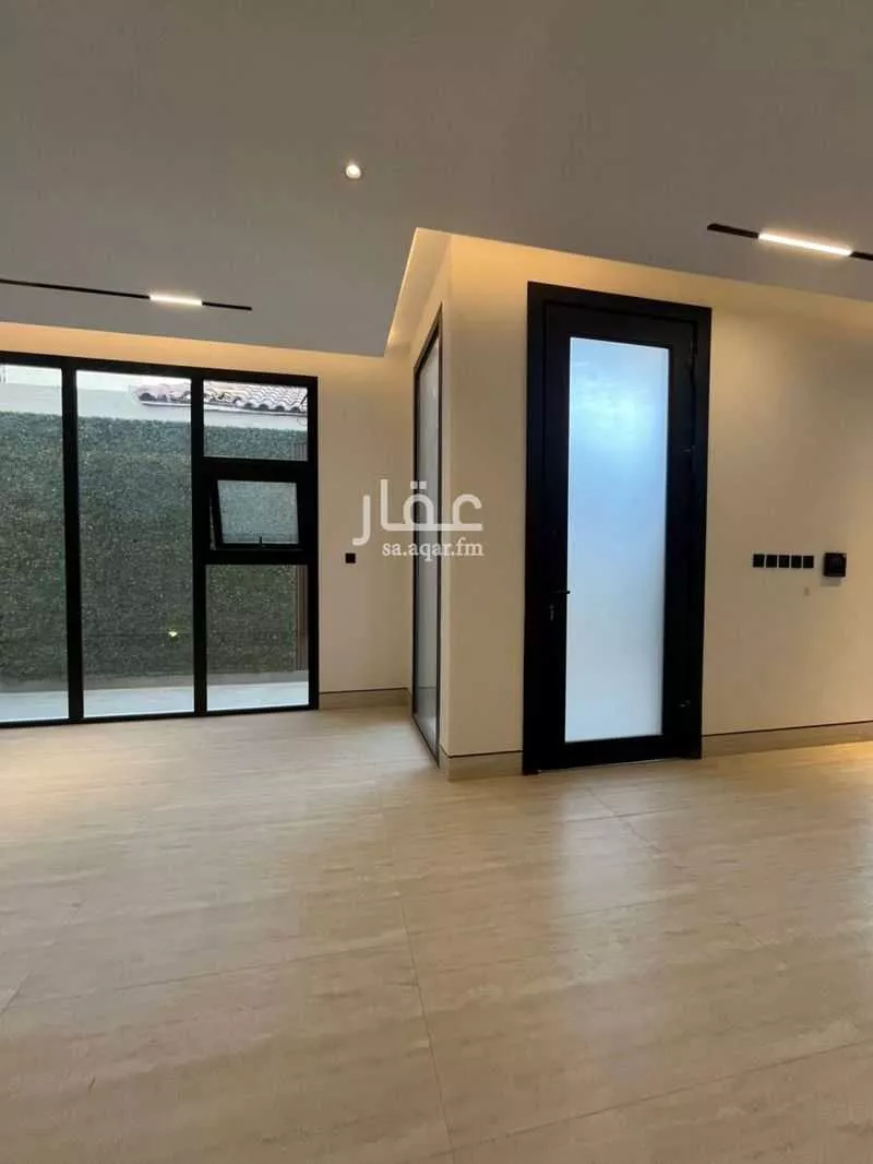 6 bedroom villa in Al Mahdiyyah 12
