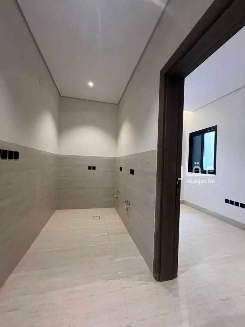 6 bedroom villa in Al Mahdiyyah 9