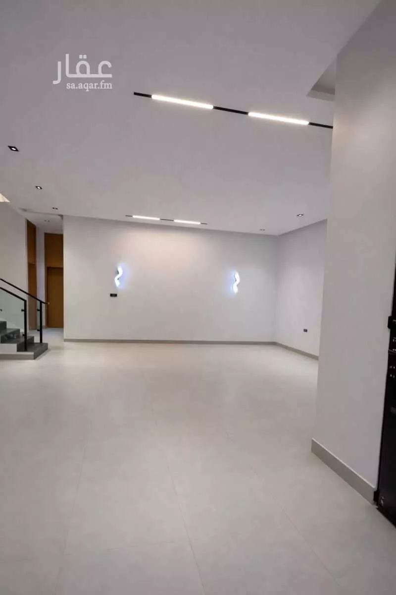 4 bedroom villa in Al Janadriyah 10