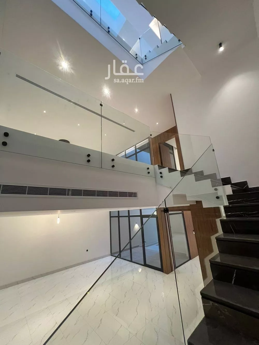 5 bedroom villa in Al Aridh 8