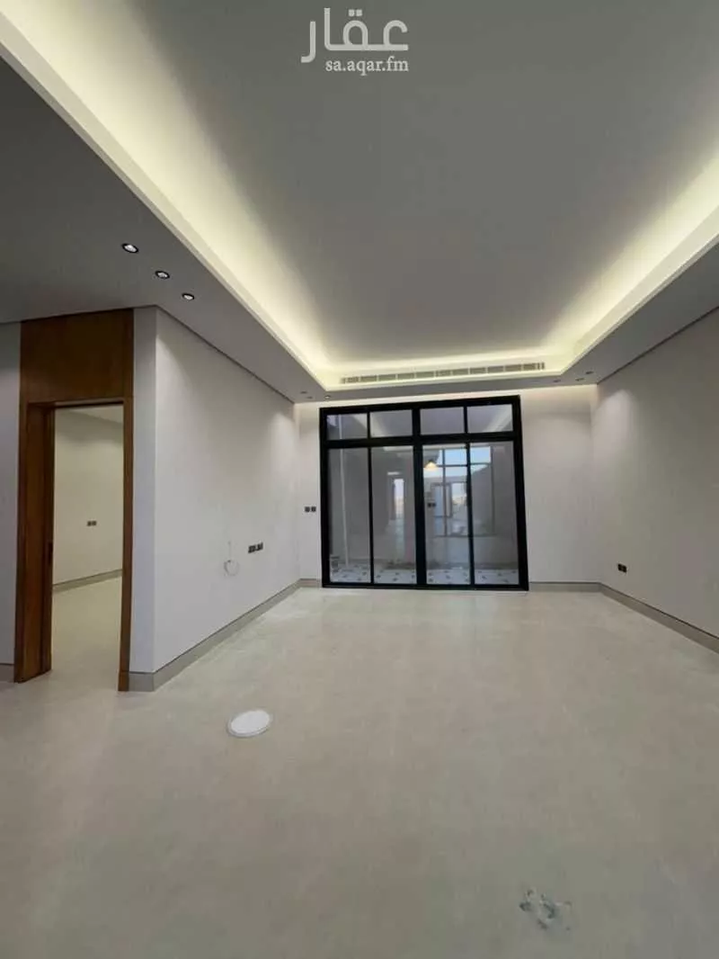 6 bedroom villa in Al Mahdiyyah 11