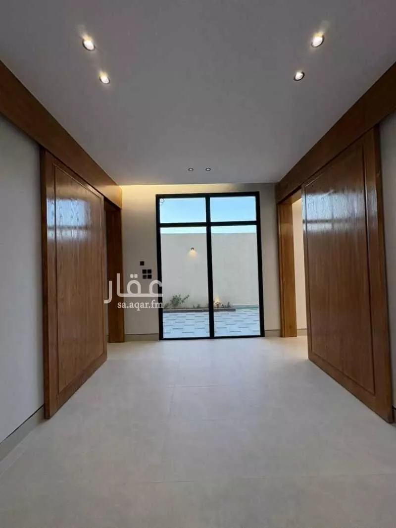 6 bedroom villa in Al Mahdiyyah 18