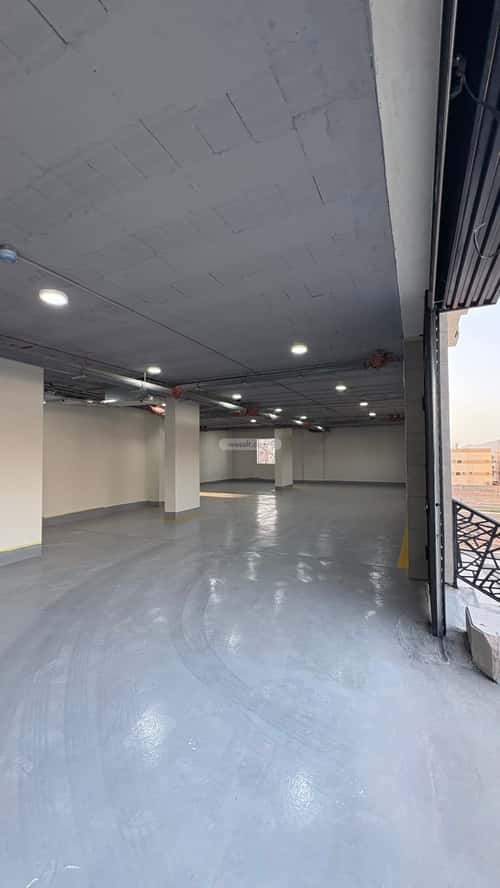 3 bedroom apartment in Al Jamawat, Madinah 3