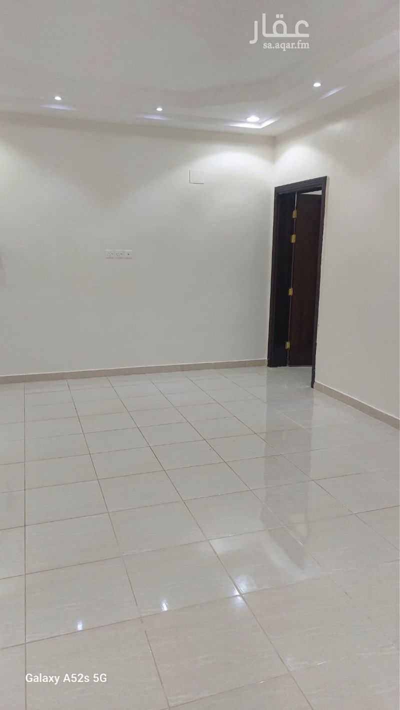 3 bedroom apartment in Taibah, Madinah 2