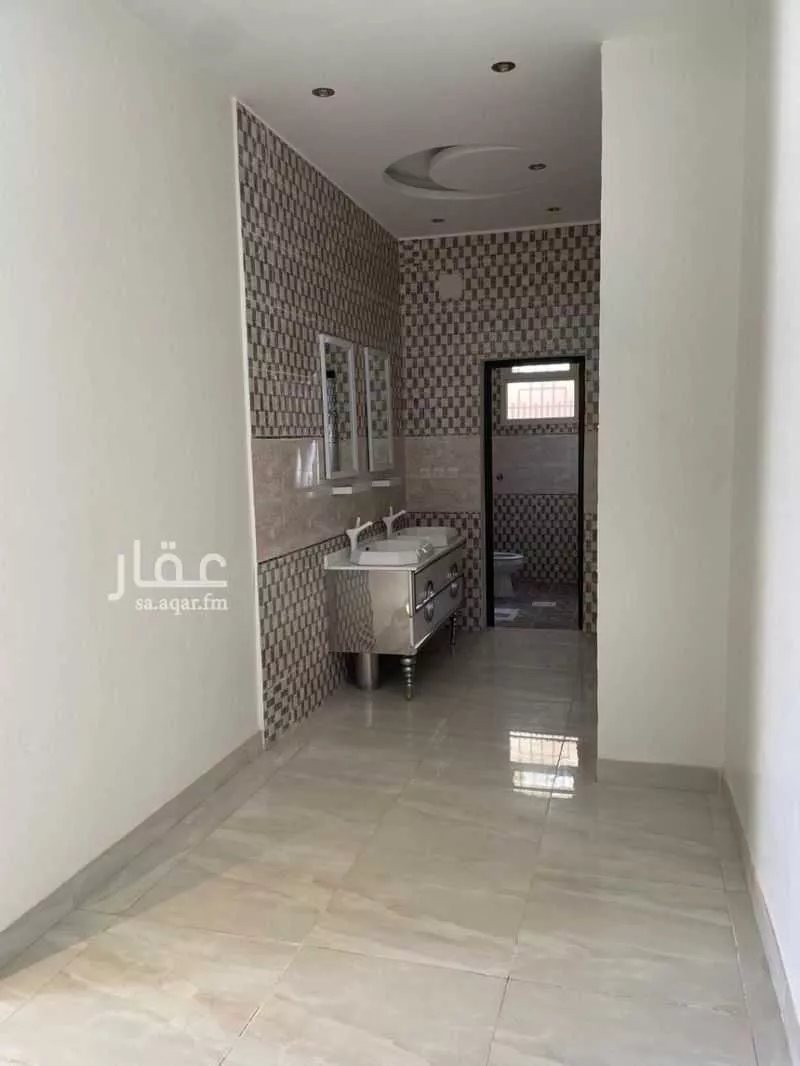فيلا 12 غرف في ظهرة البديعة 15