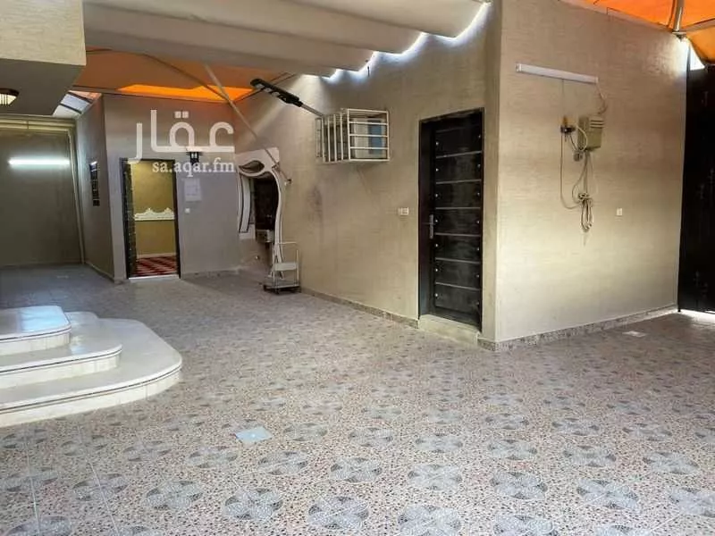 فيلا 12 غرف في ظهرة البديعة 19