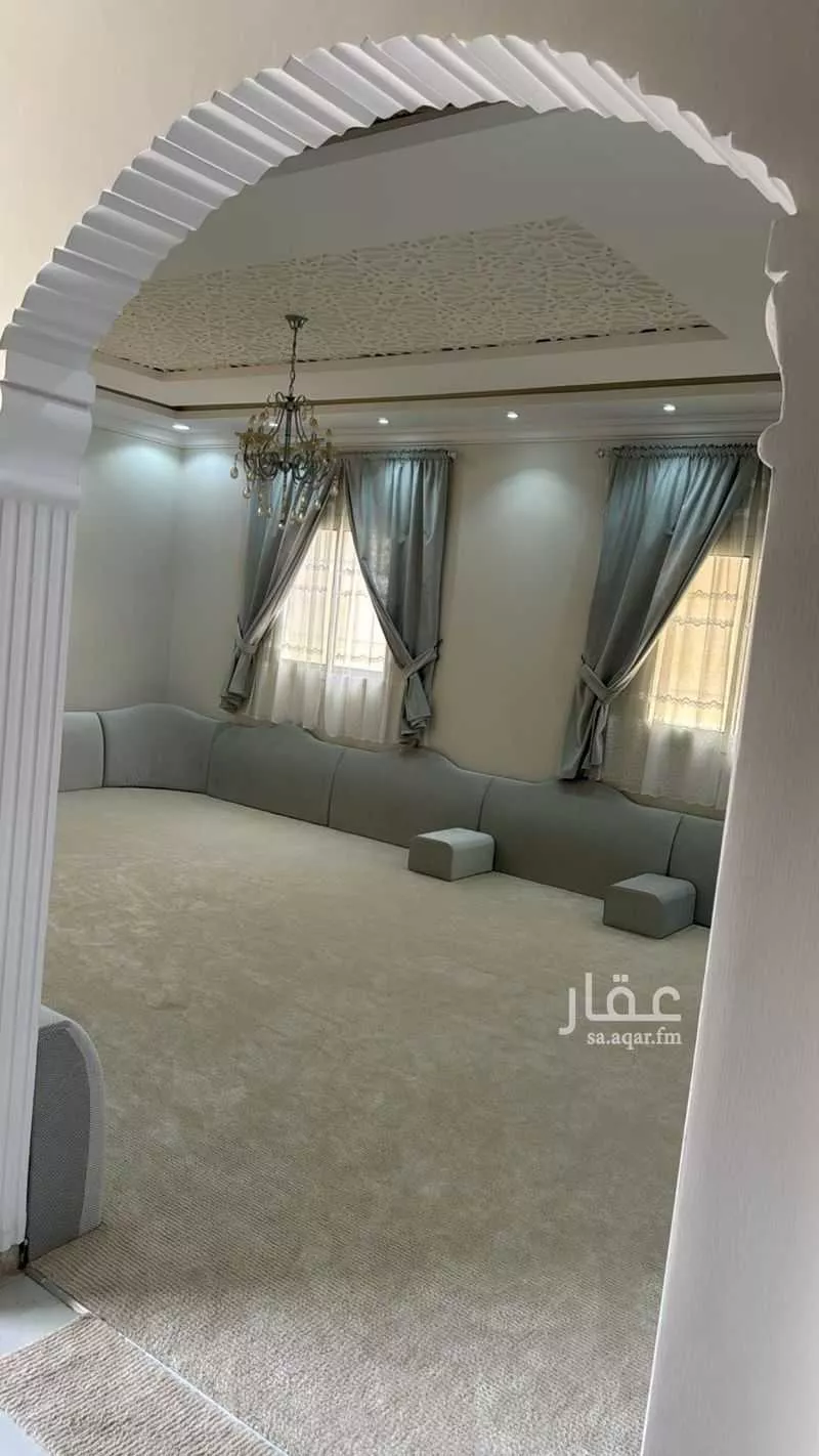 6 bedroom villa in Al Janadriyah 4
