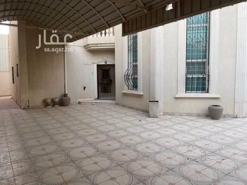فيلا 7 غرف في النزهة 7