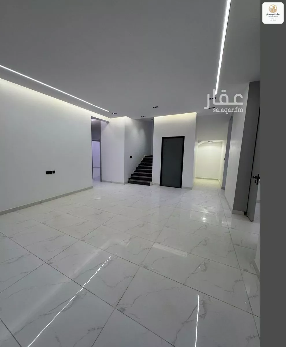 9 bedroom villa in Al Janadriyah 3