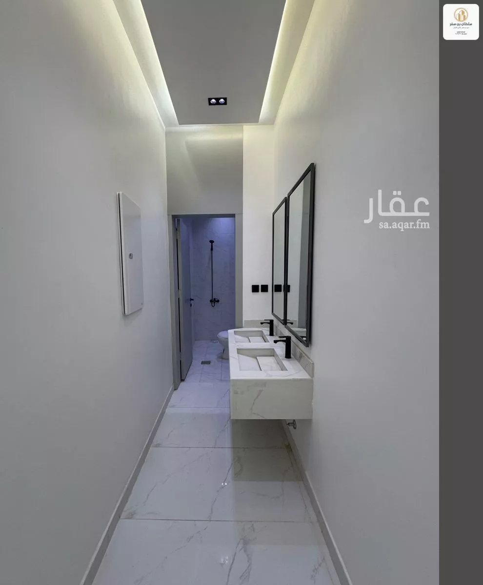 9 bedroom villa in Al Janadriyah 4