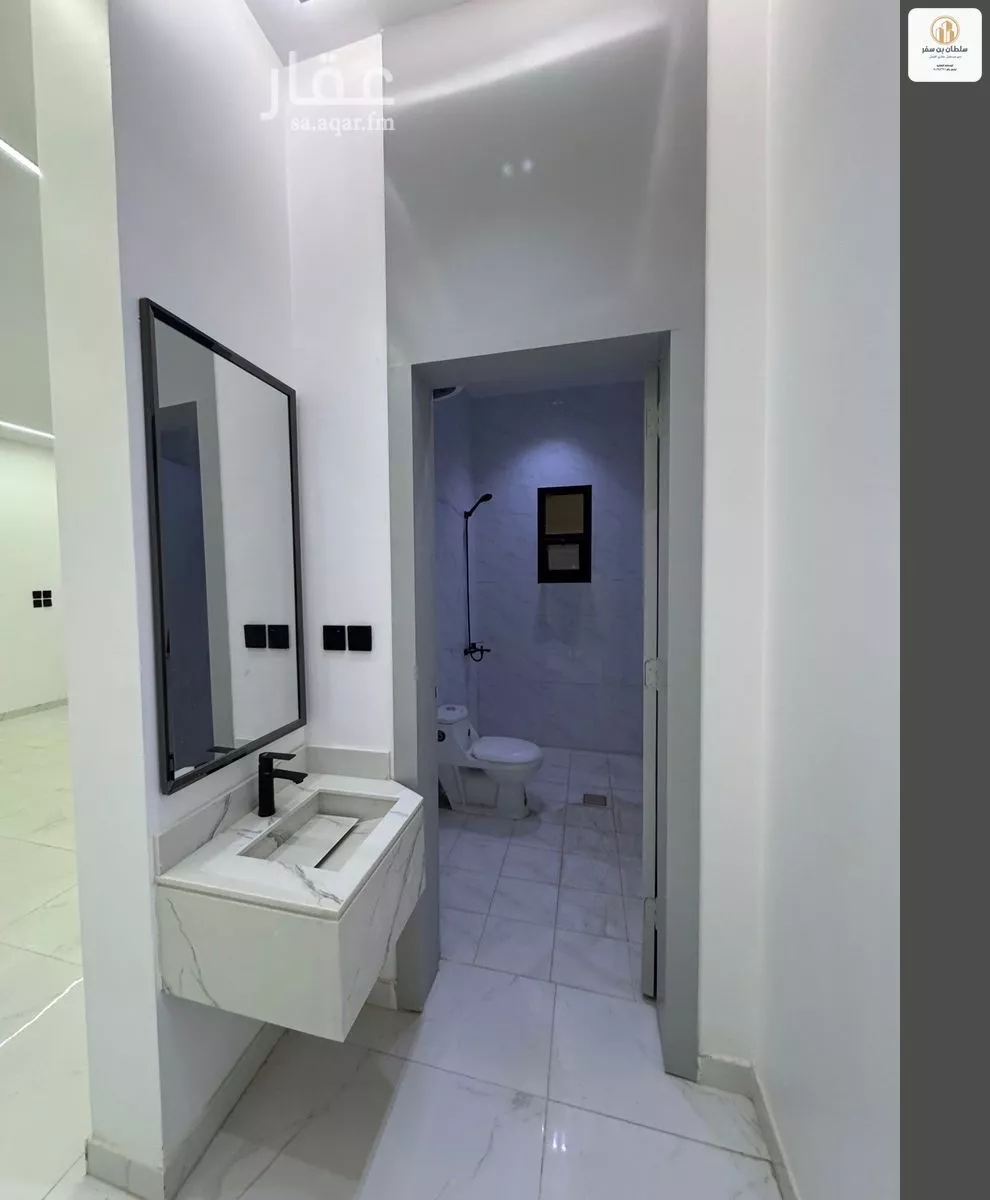 9 bedroom villa in Al Janadriyah 6