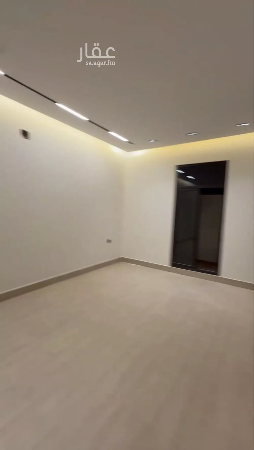 فيلا 6 غرف في الشرق 11
